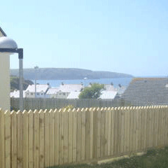 Picket fencing